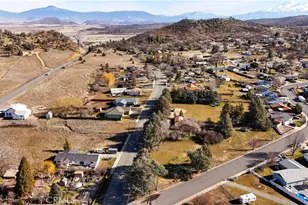 905 Campbell, Yreka, CA 96097 - Photo 45