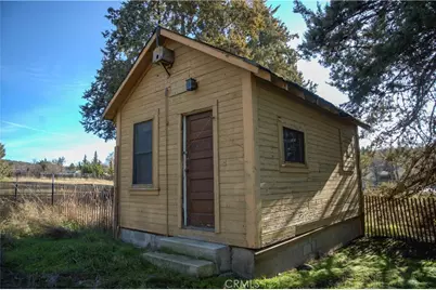 905 Campbell, Yreka, CA 96097 - Photo 33