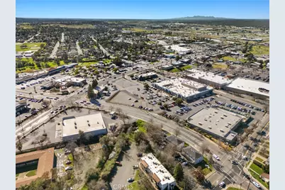 2470 Oroville Dam Boulevard W #C-D, Oroville, CA 95965 - Photo 11