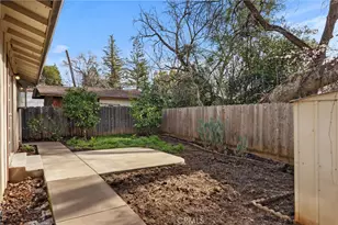 1385 E 10th, Chico, CA 95928 - Photo 25