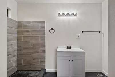 1385 E 10th, Chico, CA 95928 - Photo 5