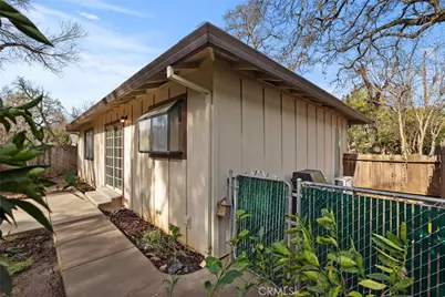 1385 E 10th, Chico, CA 95928 - Photo 7