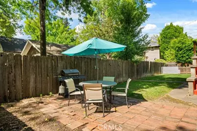 556 E 4th Street, Chico, CA 95928 - Photo 33