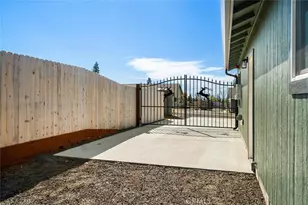 1647 Log Cabin, Paradise, CA 95969 - Photo 27