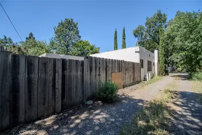 329 W 12th Street, Chico, CA 95928 - Photo 47