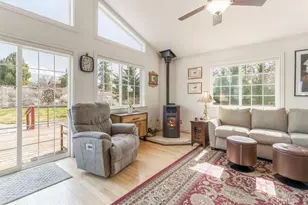 17718 Cottontail Dr, Weed, CA 96094 - Photo 15