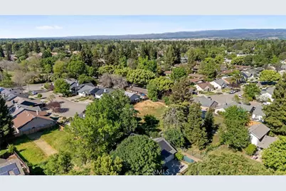 306 Henshaw Avenue, Chico, CA 95973 - Photo 33