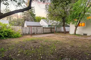 1421 Hobart St, Chico, CA 95926 - Photo 35