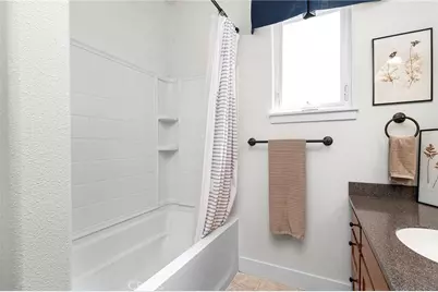 2227 Hutchinson Street, Chico, CA 95928 - Photo 27