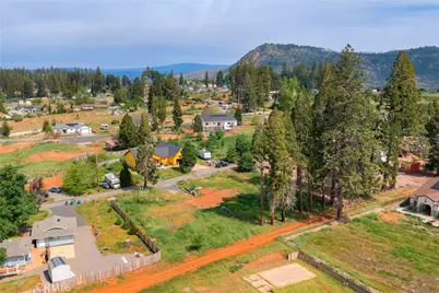 1676 Mulberry Lane, Paradise, CA 95969 - Photo 13