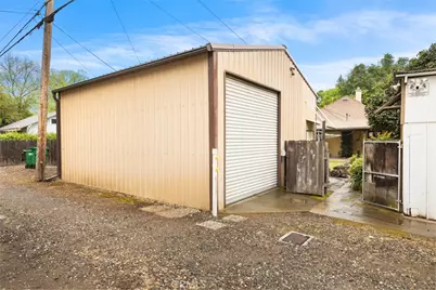 782 E 8th Street, Chico, CA 95928 - Photo 29