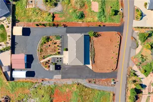 6092 Cliff Dr, Paradise, CA 95969 - Photo 3