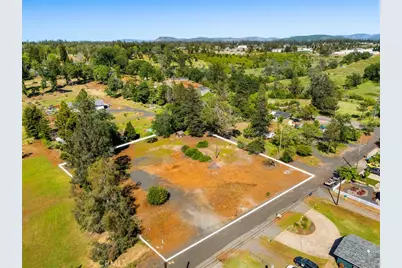 819 Roe, Paradise, CA 95969 - Photo 1
