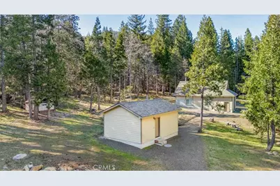 5022 Elderberry, Weed, CA 96094 - Photo 11