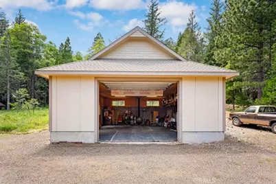 5022 Elderberry, Weed, CA 96094 - Photo 13