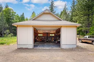 5022 Elderberry, Weed, CA 96094 - Photo 13
