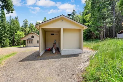 5022 Elderberry, Weed, CA 96094 - Photo 37