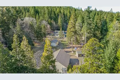 5022 Elderberry, Weed, CA 96094 - Photo 3