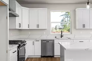 1860 Conifer Dr, Paradise, CA 95969 - Photo 11