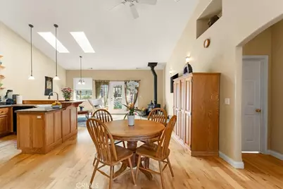 5946 Prairie Dog Ct, Weed, CA 96094 - Photo 7