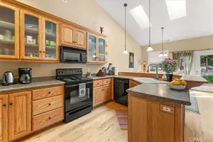 5946 Prairie Dog Ct, Weed, CA 96094 - Photo 9