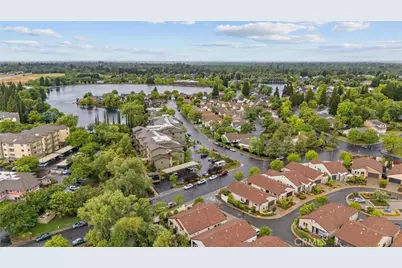 2755 Via Roma, Chico, CA 95928 - Photo 35