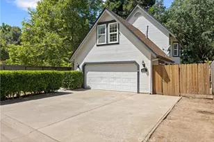 821 Victorian Park, Chico, CA 95926 - Photo 3