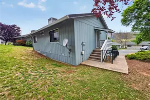 801 Sierra Vista Way, Yreka, CA 96097 - Photo 37