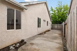 2061 Rochester, Chico, CA 95928 - Photo 31