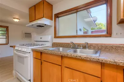 486 E 5th Avenue, Chico, CA 95926 - Photo 13