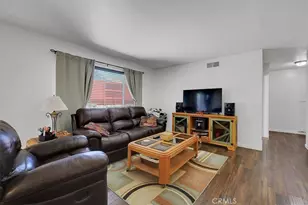 7048 Kilkenny Dr, Sacramento, CA 95842 - Photo 5