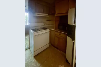 1893 Kenyon Drive, Redding, CA 96001 - Photo 11