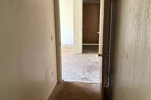 183 E Washington Ave, Chico, CA 95926 - Photo 3