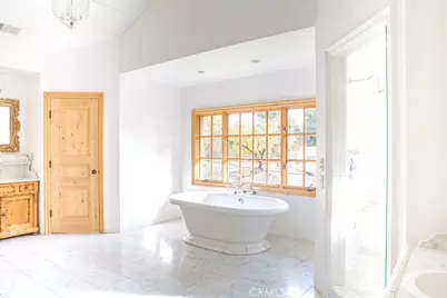 1095 Woodland Avenue, Chico, CA 95928 - Photo 37