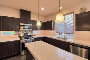 187 Rai Estates Ct, Yuba City, CA 95993 - Photo 5
