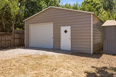 2249 Holly Avenue, Chico, CA 95926 - Photo 31