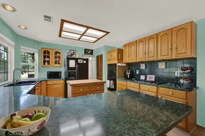 1880 Inghram, Corning, CA 96021 - Photo 37