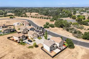 1978 Bluffs, Oroville, CA 95965 - Photo 39