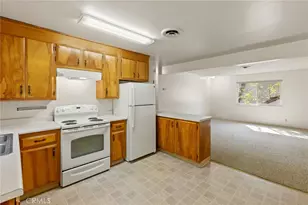 180 E 1st Ave, Chico, CA 95926 - Photo 7