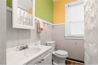 414 W 6th Street, Chico, CA 95928 - Photo 33