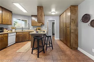 1887 Modoc Dr, Chico, CA 95928 - Photo 9