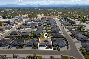 3677 Nadal Dr, Redding, CA 96002 - Photo 3