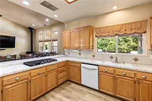 1204 Windecker Dr, Chico, CA 95926 - Photo 9
