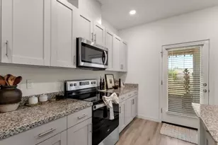 2782 Austere Ave, Redding, CA 96003 - Photo 17