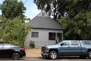 824 W 1st St, Chico, CA 95928 - Photo 3