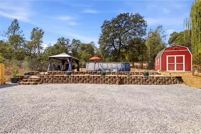 1045 Jaxon Way, Redding, CA 96003 - Photo 31