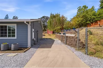 1045 Jaxon Way, Redding, CA 96003 - Photo 27