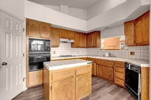 2132 Hope Ln, Redding, CA 96003 - Photo 11