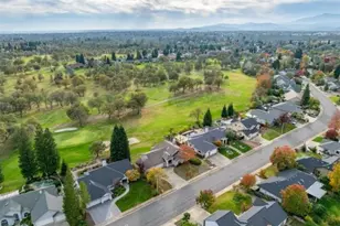 2132 Hope Ln, Redding, CA 96003 - Photo 3