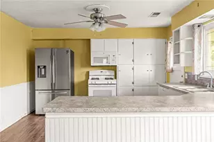 219 Vine St, Willows, CA 95988 - Photo 11